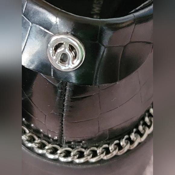 💥. BROWNS THE WISHBONE COLLECTION ! NWOT 💥 - Picture 11 of 15